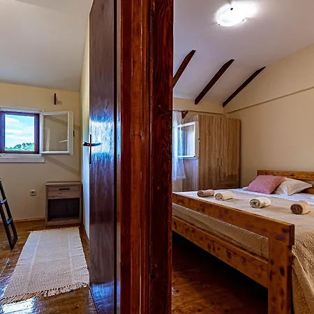 House Jasmina Vela Luka