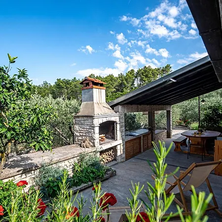 بيت للعطل House Jasmina