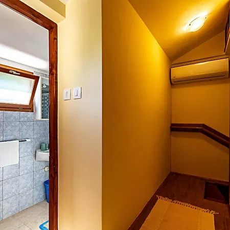 House Jasmina Vakantiehuis Vela Luka
