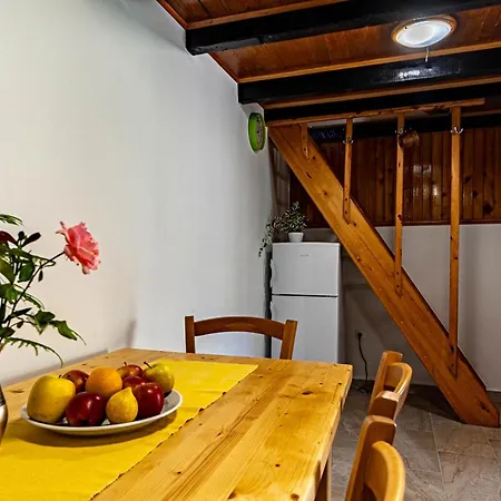 別荘 House Jasmina ヴェラ・ルカ